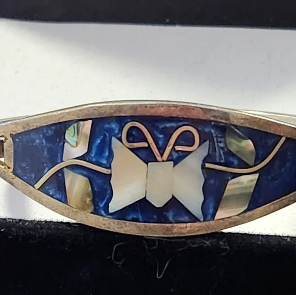 1970's MOP and Blue enamel Butterfly Alpaca Silver Hinged Bracelet - Picture 4 of 10